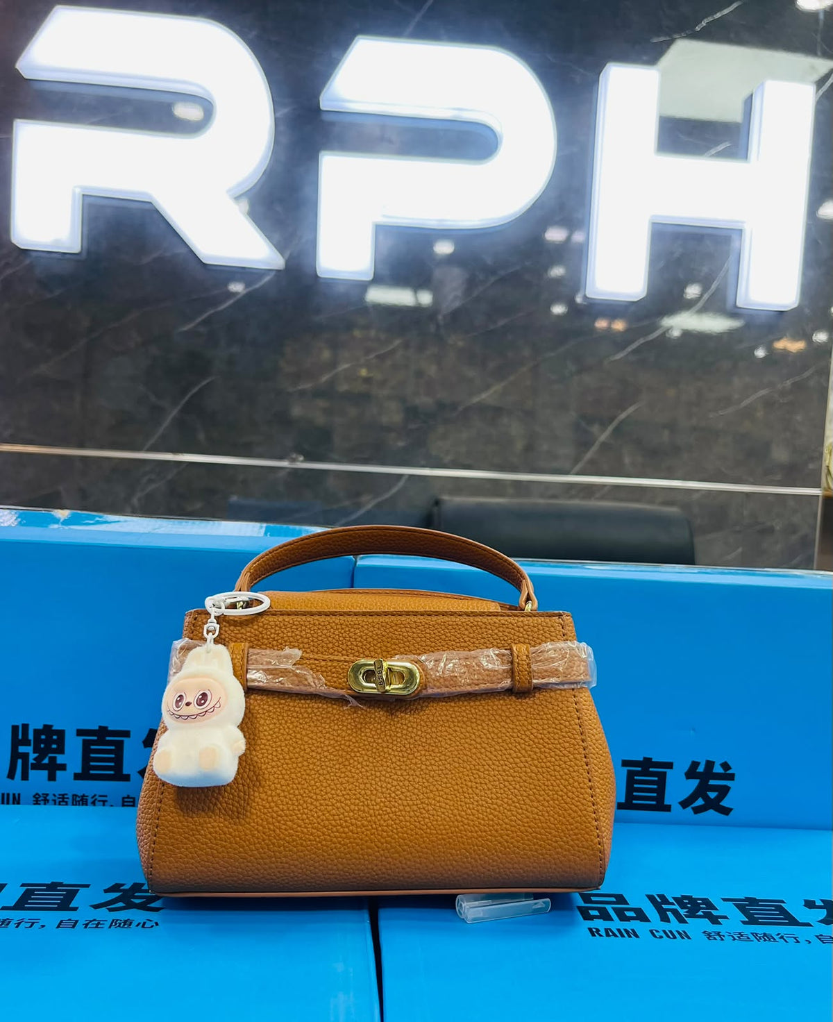 Box pack handbag