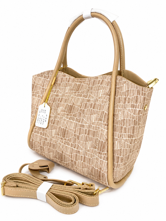 A Premium Elegant Textured Beige Handbag with Detachable Strap – Luxury Minimal Tote no